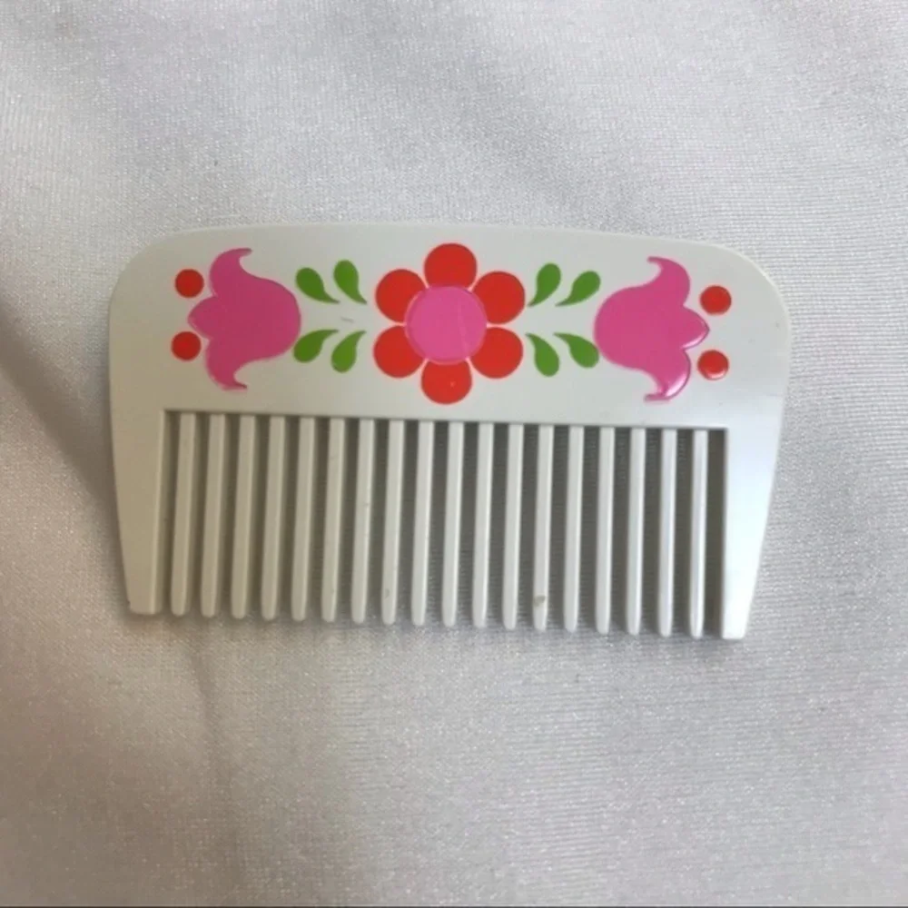 Vintage  (1973) Avon Barrette Set of 2 NIB